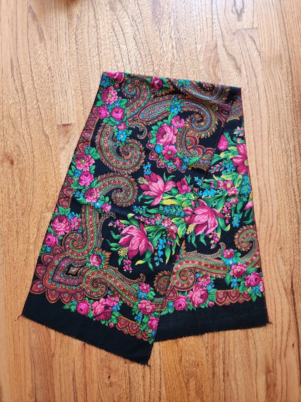 VTG Slavic Floral Paisley Scarf Black Wool Feel Folk Art Wrap Runner 28x12